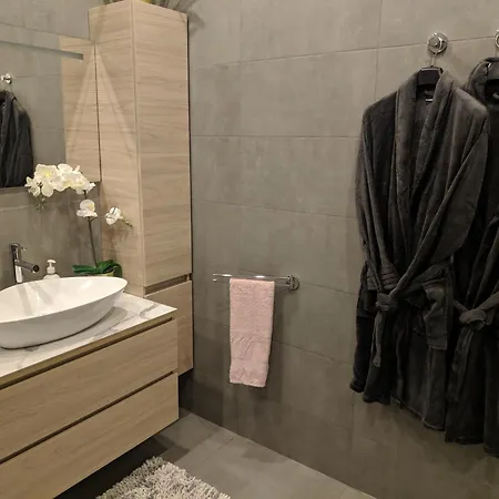 Gaia Modern Cosy Qawra Bugibba דירה סיינט פול ביי