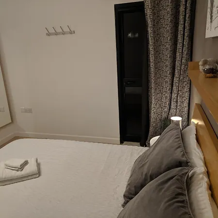 דירה Gaia Modern Cosy Qawra Bugibba סיינט פול ביי