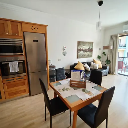 Gaia St Paul's Bay Modern Cosy Apartment St. Paul's Bay