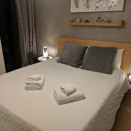 Gaia St Paul's Bay Modern Cosy *