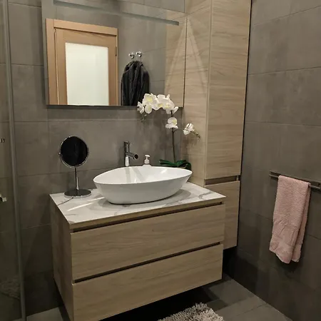Apartment Gaia St Paul's Bay Modern Cosy *